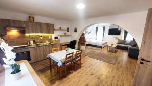 Lipicai Hotel és Étterem