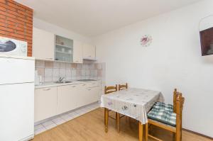 Apartments Seafront Jadranka 