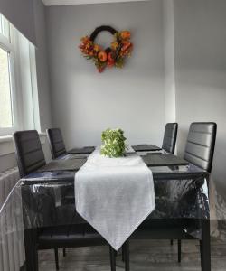 FM Homes & Apartments 3 Bedroom House Motherwell