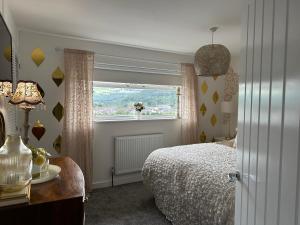 Ty Cwm - Cwmcarn Valley House