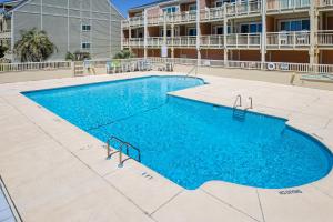 CAB03 Pelicans Penthouse