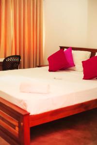 Rhome Home