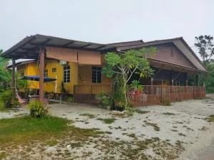 Homestay Murah Di Manir, Kuala Terengganu, Terengganu Homestay A - Kampong Kebor Ayer