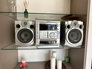 Appartement rénové avec balcon sud, centre Villard-de-Lans - FR-1-515-187