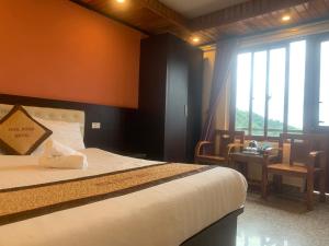 Spring hotel