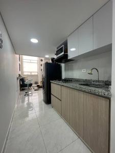 Hermoso apartamento modelia embajada aeropuerto