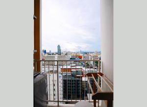 The Base Central PattayaGymlPoolGood view