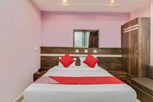 Hotel O Royal