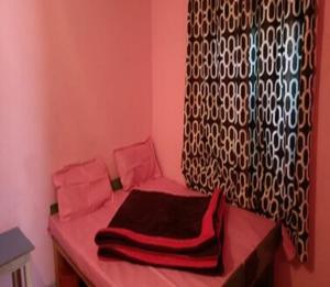 Gujrati Marwadi Cottage by StayApart
