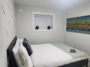 Lux Modern 2BR Radiant Suite+Free Parking