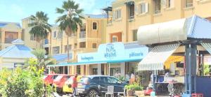 Richmond Hill Apartment, Grand-Bay