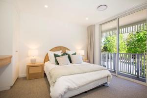 Camellia - Pet Friendly - 3 Min Walk to Centre of Berry