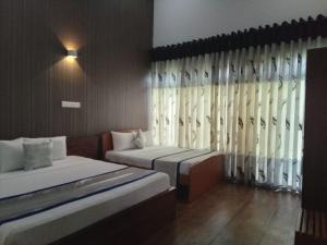 Saru Blue Sapphire Hotel