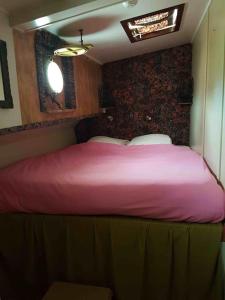 Bateaux PENICHE authentique tout confort : photos des chambres