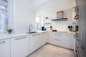 Veeve - Enchanting Light