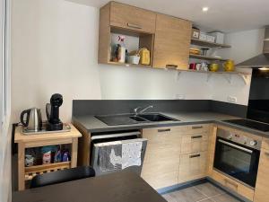 Appartements Maison de ville avec parking - Caen centre : photos des chambres