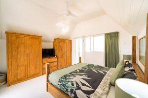 Spacious 3 BR Villa with private pool and Billiards