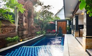 Winy Estate - Luxury Villa with Rooftop Jacuzzi