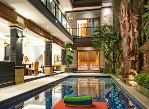 Winy Estate - Luxury Villa with Rooftop Jacuzzi