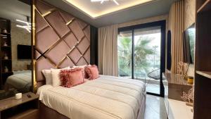 The Address - Sunny Anfa Hills