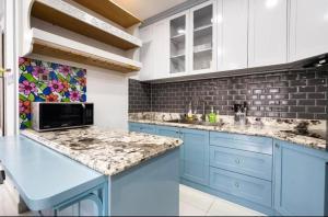 Spacious Apartment with City View in District 7