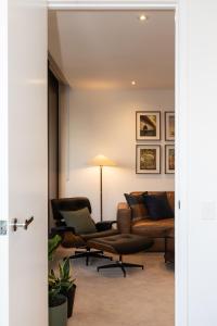 Fantastic Views at Luxury Prima Pearl Tower