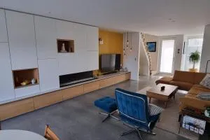 Minus is Joenus - 奥登布尔格