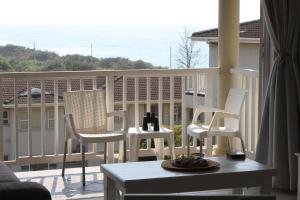 Hello Holiday at 4 Boboyi Mangrove Beach Estate