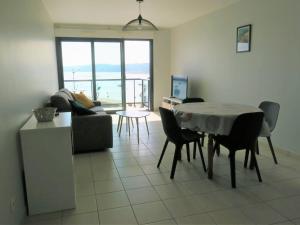 Appartement rénové 2 chambres avec WIFI et parking à Perros-Guirec - FR-1-368-307