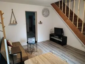 Maison 2 chambres Centre-Ville - Danizy