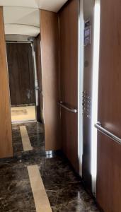 PARIS-MONTROUGE Magnifique appartement 3 pièces de 75m2 avec PARKING - très cosy pour 1 - 8 personnes refait à NEUF -ENTIRE APARTMENT LUXURIOUS AND WARM -Montrouge Paris 14ème - Proche Aéroport Orly Parc Expositions Porte de Versailles FREE WIFI