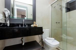 Aion Suites 302 – Lindo apartamento com Vista para o Mar, a 60m da Praia de Bombinhas, com Piscina e Academia no Rooftop.