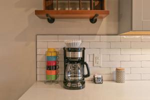 Sundowner II Treeline Condo: Ski-In, Walk To TownLift