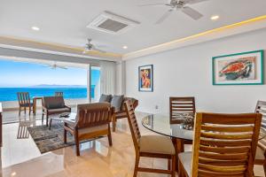 Blue Horizon 303 @ Residences