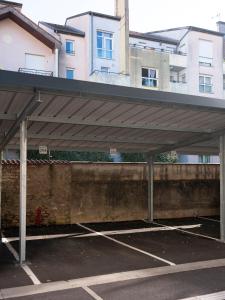 Appartements AZALEE - Parking gratuit - Terrasse couverte - Proche transport - Tout equipe : photos des chambres