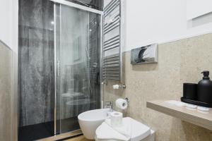 Easylife - Milano - Piazzale Segrino - Isola