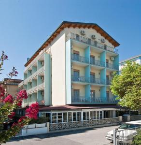 Hotel Saint Tropez SPA & Restaurant