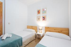 Madeinterranean Beach- Higueron Front Line Apartment