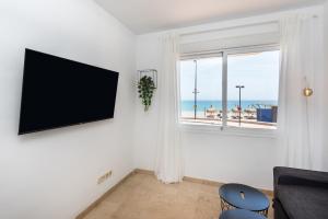 Madeinterranean Beach- Higueron Front Line Apartment