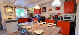 Charme et authenticité pour cette villa rhétaise