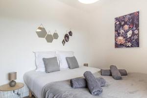 Appartements La Belle Vue - Garage Terrasse Wi-Fi Netflix Disney+ : photos des chambres