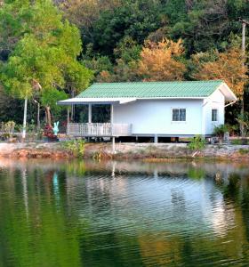 บังกะโลบ้านสวนเอก Bungalow Baan Suan Aek
