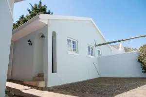 Queen Julie Constantia Upper Cottage - 康斯坦提亚