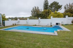Queen Julie Constantia Upper Cottage