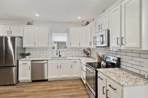 Work-friendly, sauna, table tennis, & firepit - 杰斐逊维尔