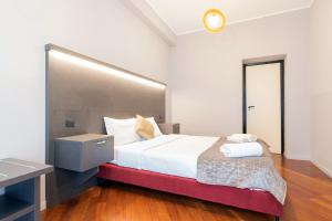 Milan Retreats Duomo Carrobbio