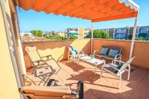 LITORAL COSTA DORADA - BAHIA DORADA Only families