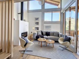 Chalet confortable au pied des pistes avec sauna et parking - FR-1-344-1012