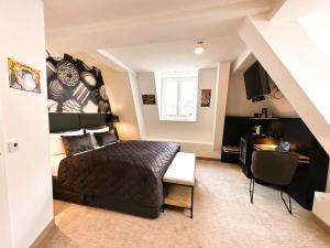 Large Double Room with Old Town View room in Rhein-Hotel St.Martin