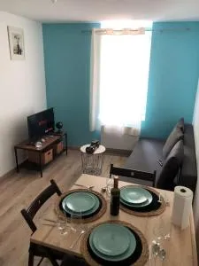 Superbe appartement meublé refait à neuf Tricastin - 布尔圣昂代奥